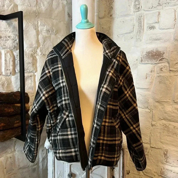 Promesa | Black & Cream Plaid Jacket - Picture 5 of 9
